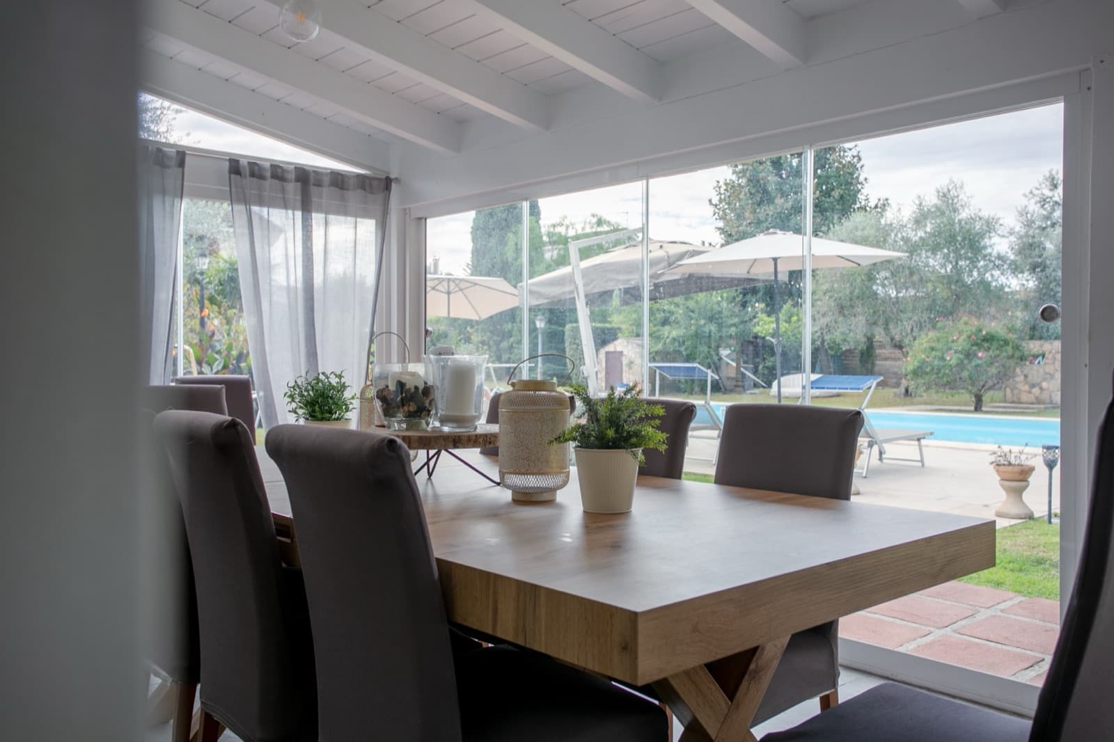 Villa con dependance, piscina e parco privato — Dependance 3